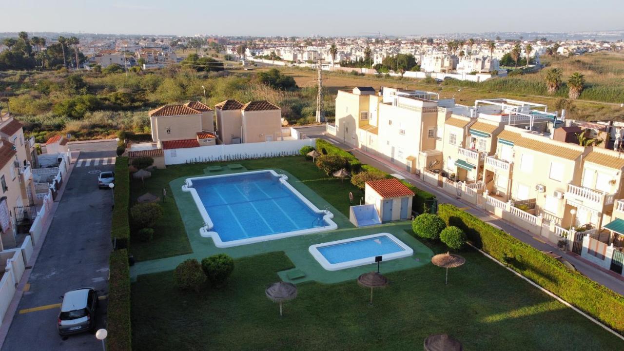Holiday House Τορεβιέχα Εξωτερικό φωτογραφία